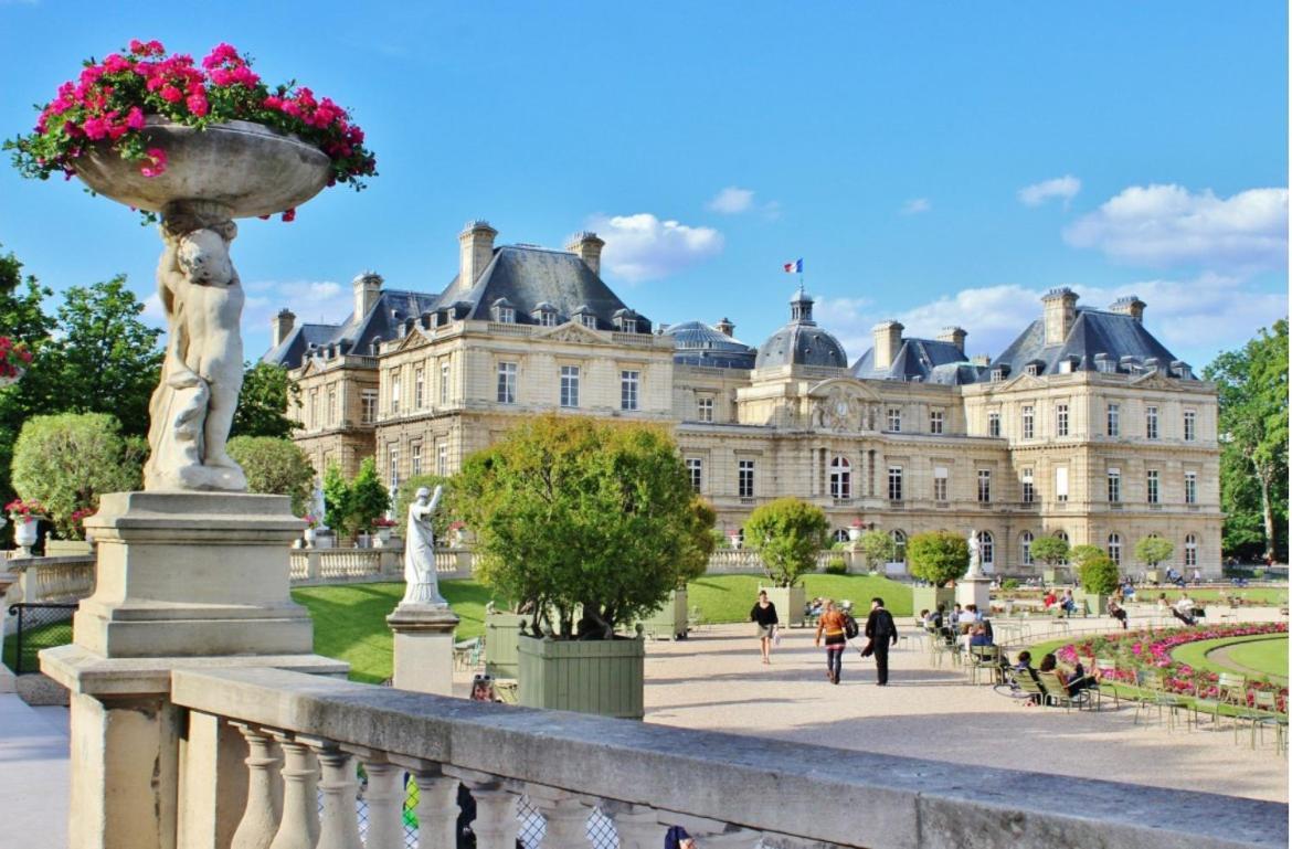 Cosy Appartement In The Heart Of Parigi Esterno foto