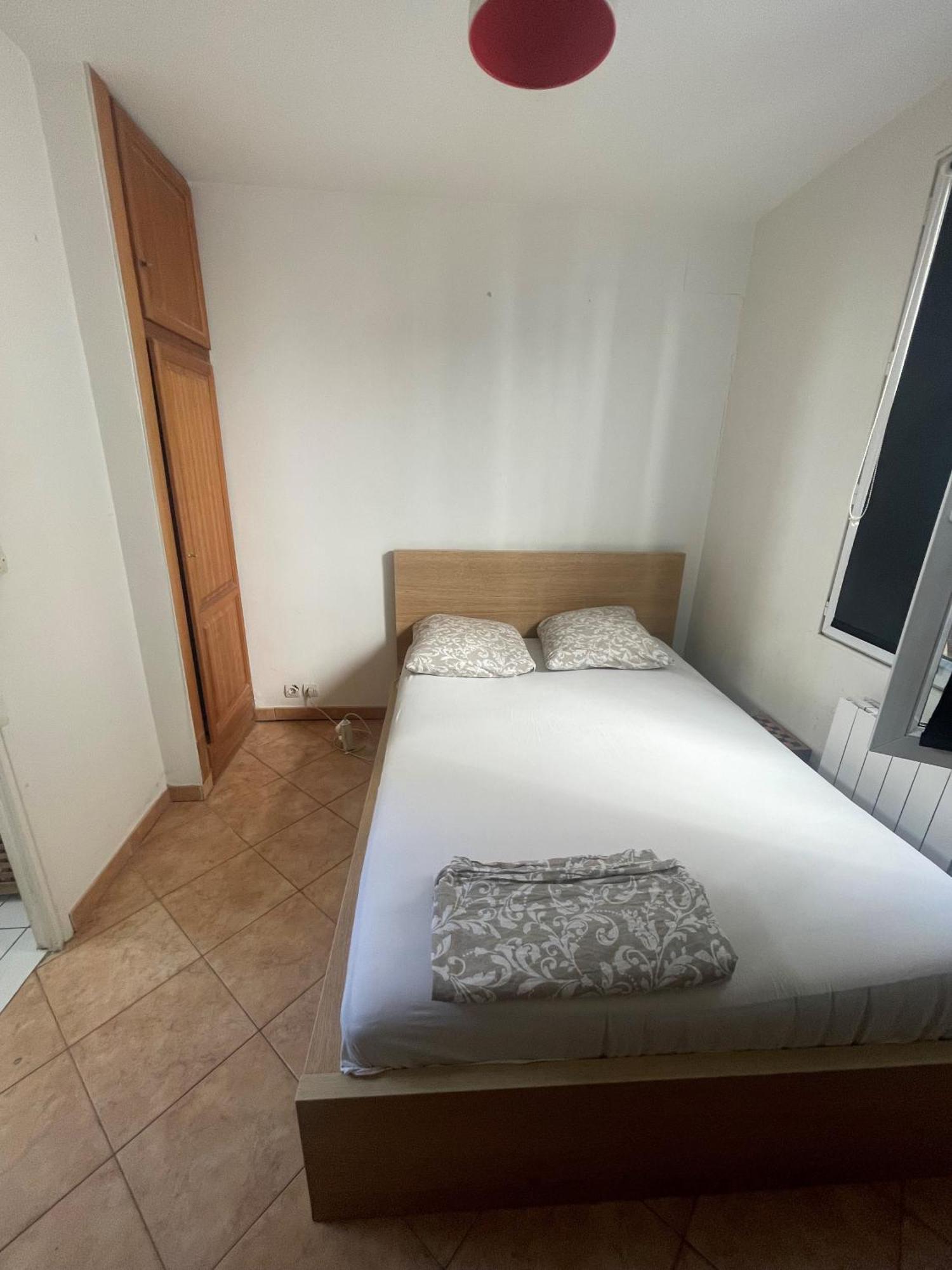 Cosy Appartement In The Heart Of Parigi Esterno foto